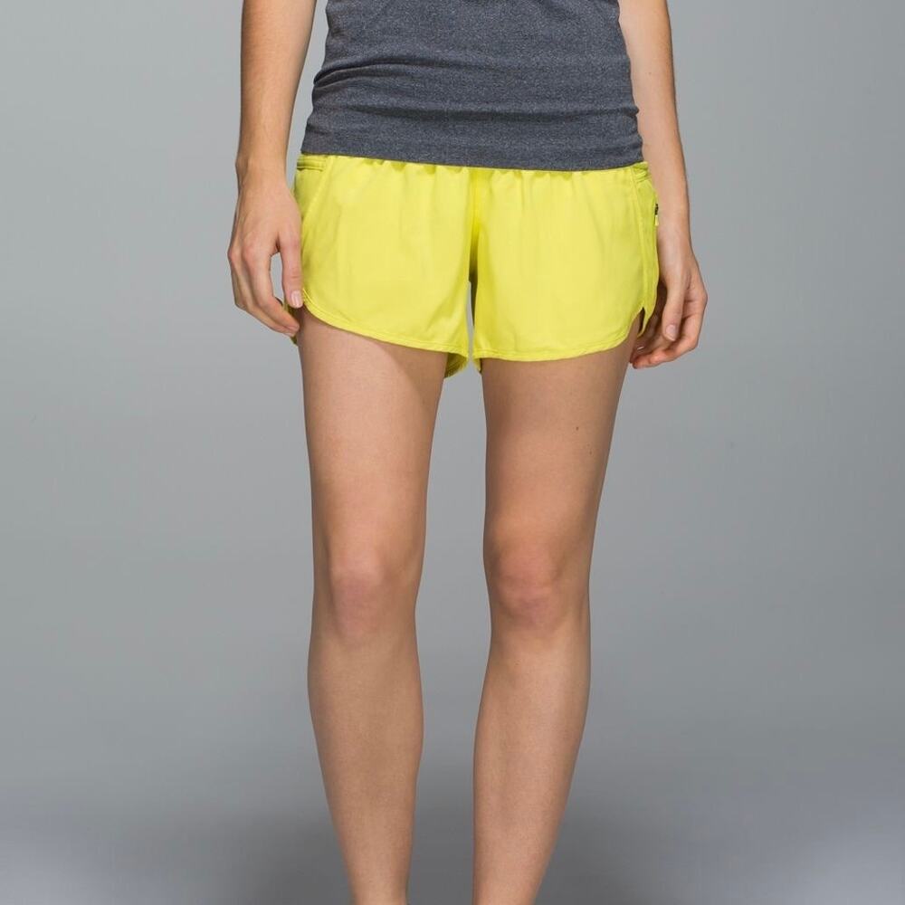 LULULEMON Tracker Short II Split Pea Yellow 4
